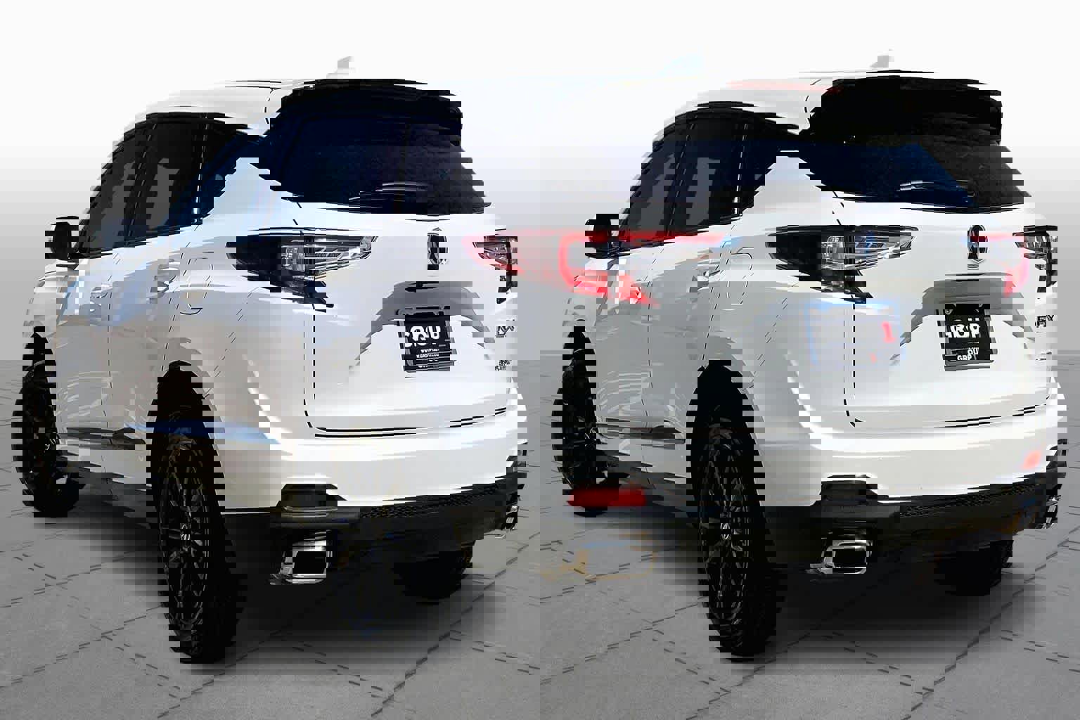 Used 2025 Acura RDX SH-AWD image 11