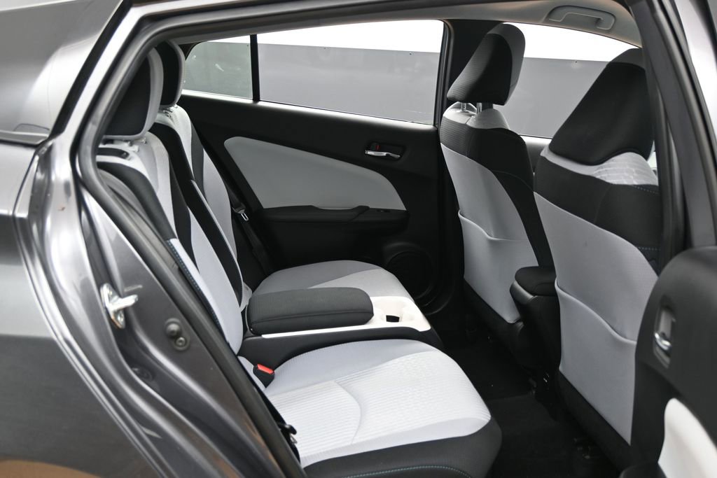 Used 2018 Toyota Prius Prime Plus image 35