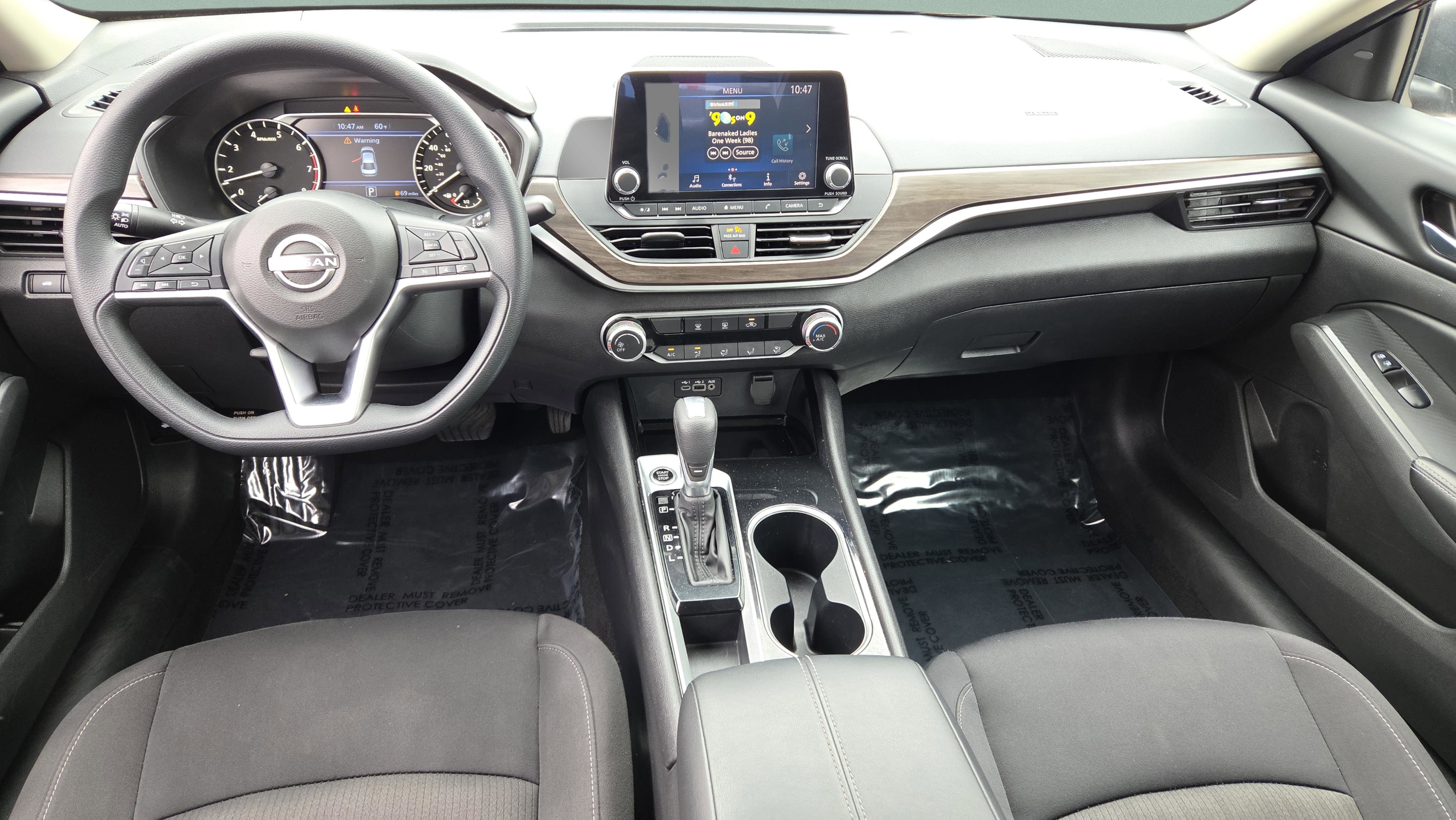 Used 2024 Nissan Altima 2.5 SV image 25