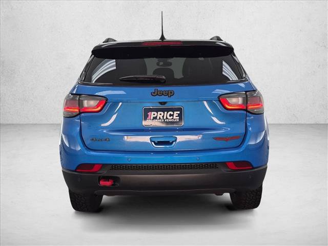 Certified 2025 Jeep Compass Trailhawk w/ Trailhawk Elite Group AWD/4WD image 7