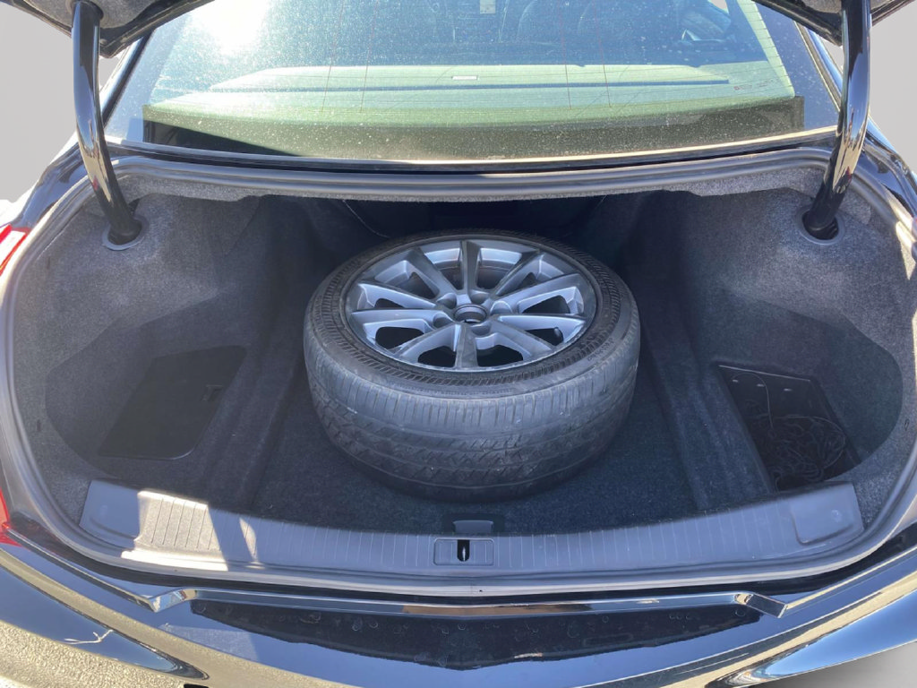 Used 2019 Cadillac CTS Luxury RWD image 8