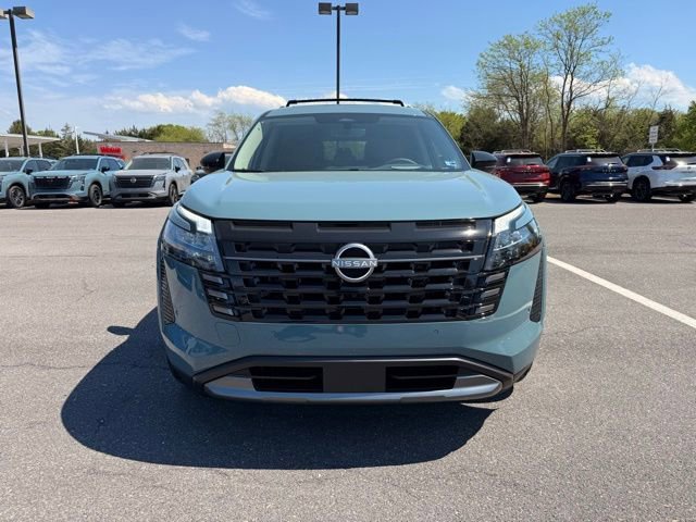New 2026 Nissan Pathfinder Platinum w/ Cargo Package image 3