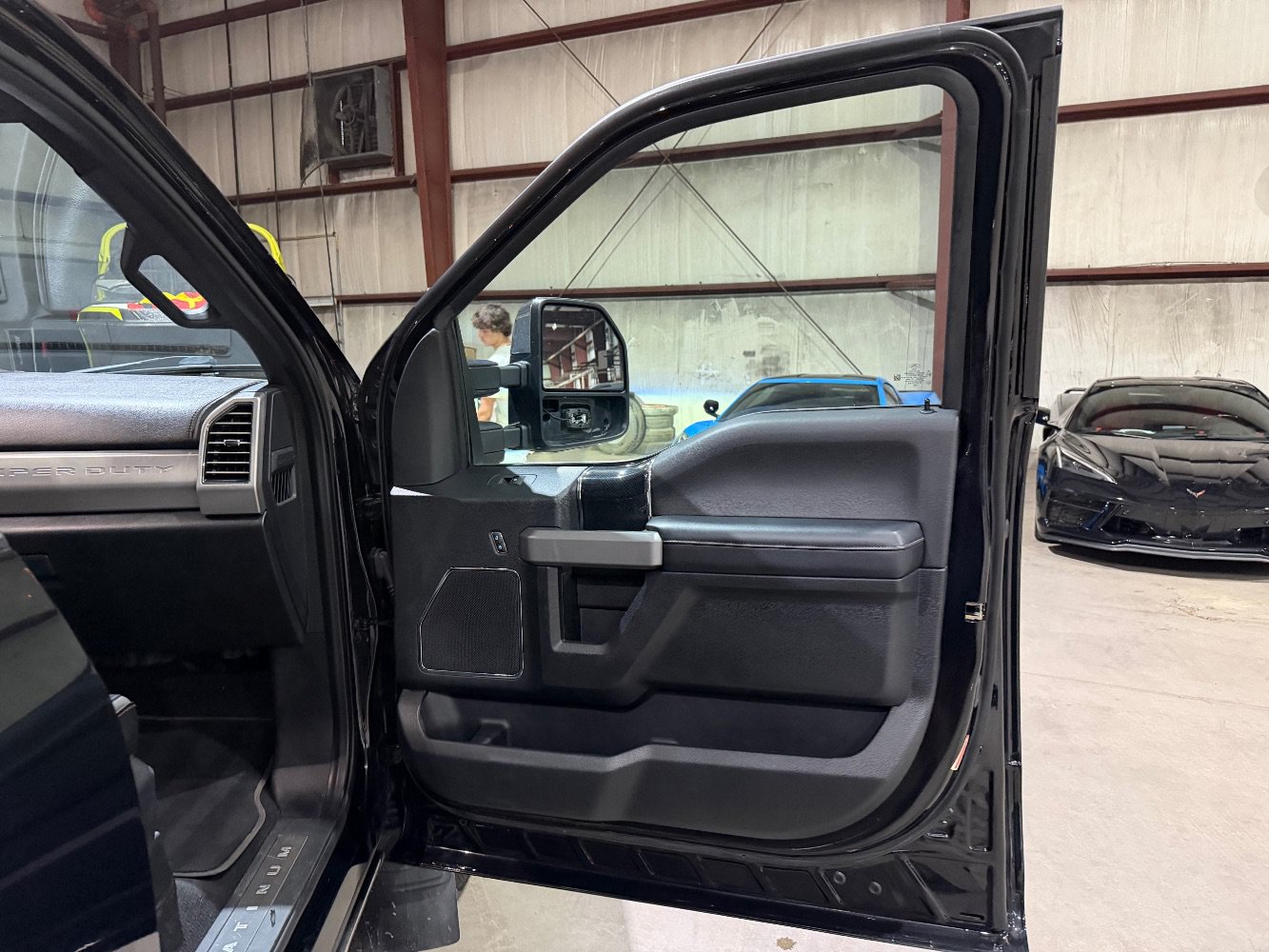 Used 2020 Ford F350 Platinum AWD/4WD image 23