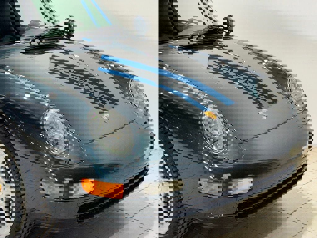 Used 1996 Porsche 911 Cabriolet image 12