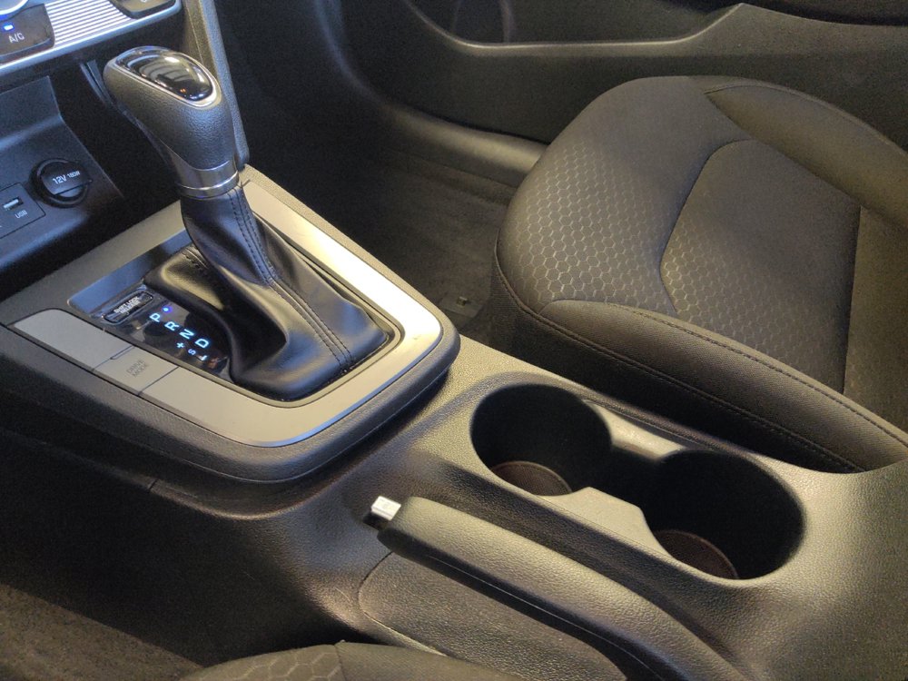 Used 2019 Hyundai Elantra SEL w/ Cargo Package FWD image 26
