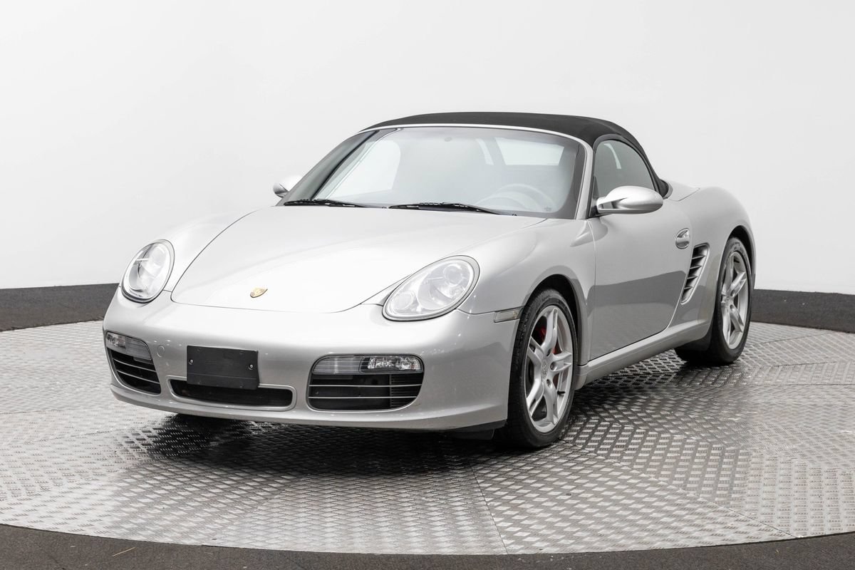 Used 2006 Porsche Boxster S RWD image 2