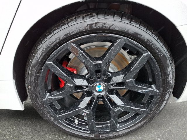 New 2026 BMW 330i xDrive Sedan w/ M Sport Package AWD/4WD image 8