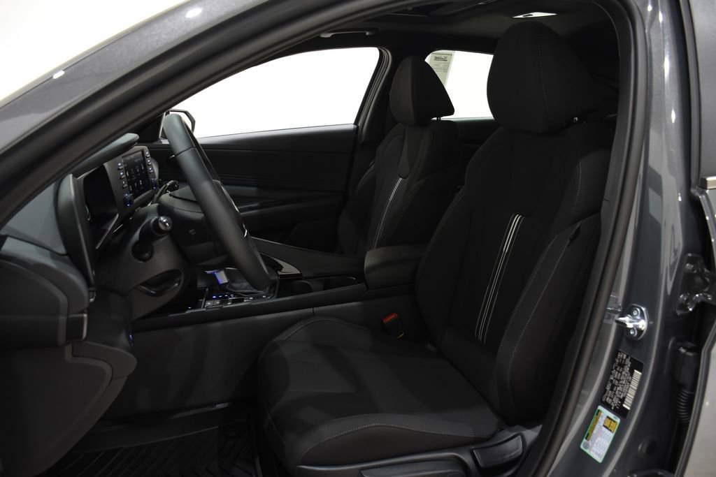 New 2026 Hyundai Elantra Sport image 21