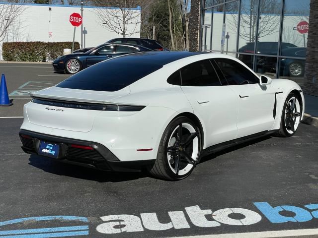 Used 2023 Porsche Taycan GTS image 12