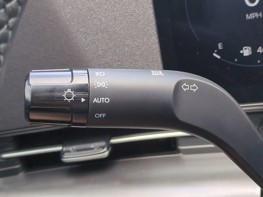 New 2026 Hyundai Kona Limited image 32