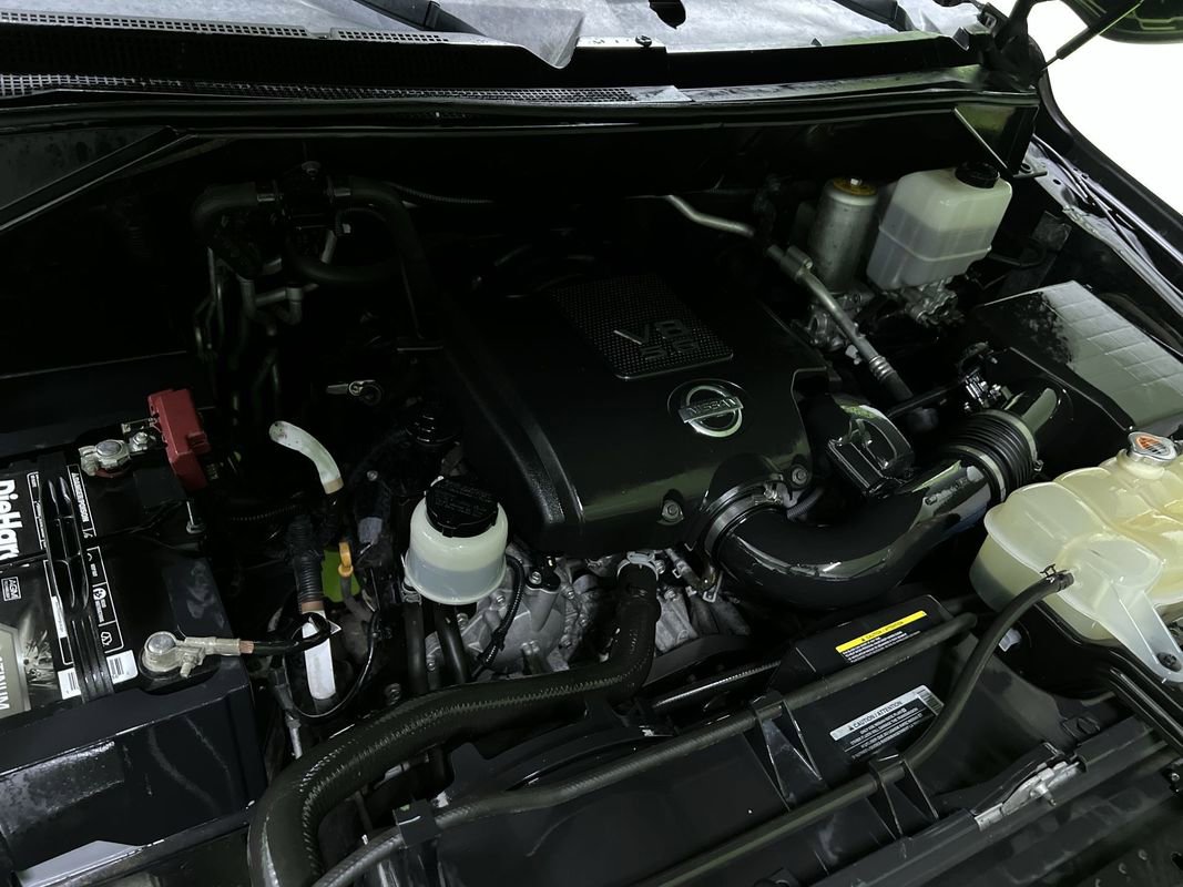Used 2014 Nissan NV 3500 SL w/ Technology Package RWD image 6