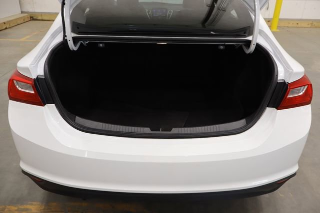 Used 2023 Chevrolet Malibu LT image 13