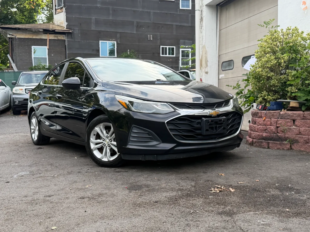 Used 2019 Chevrolet Cruze LT FWD image 18