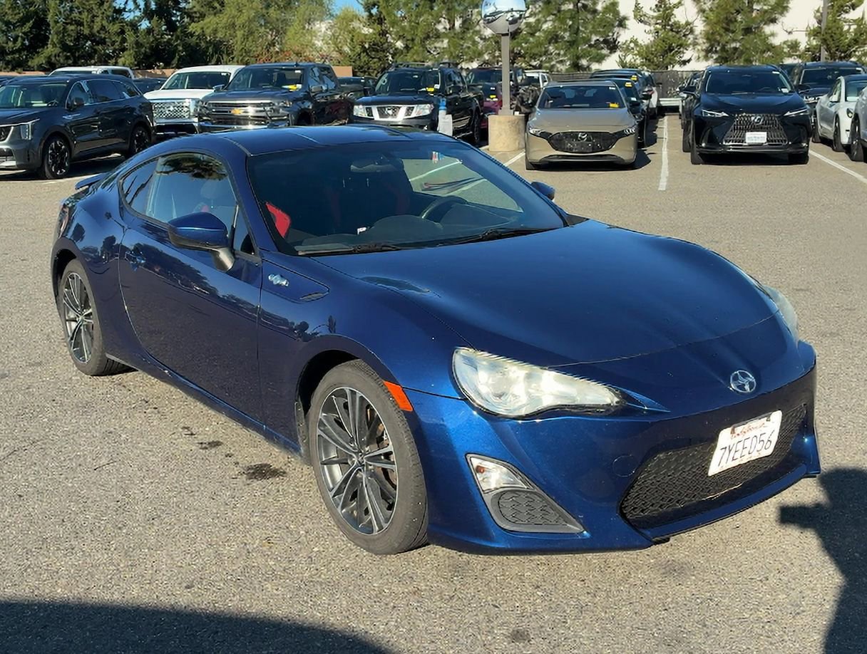 Used 2013 Scion FR-S image 3