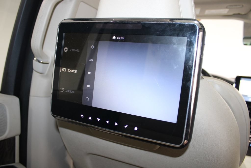 Used 2020 Lincoln Navigator L Reserve w/ Luxury Package AWD/4WD image 36