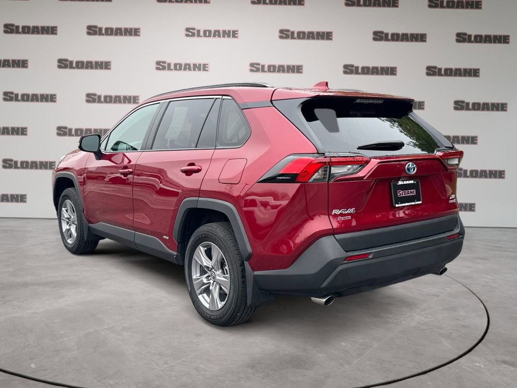Used 2024 Toyota RAV4 XLE w/ Convenience Package image 3