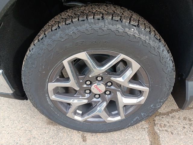 New 2026 GMC Sierra 1500 SLT w/ SLT Premium Package image 5