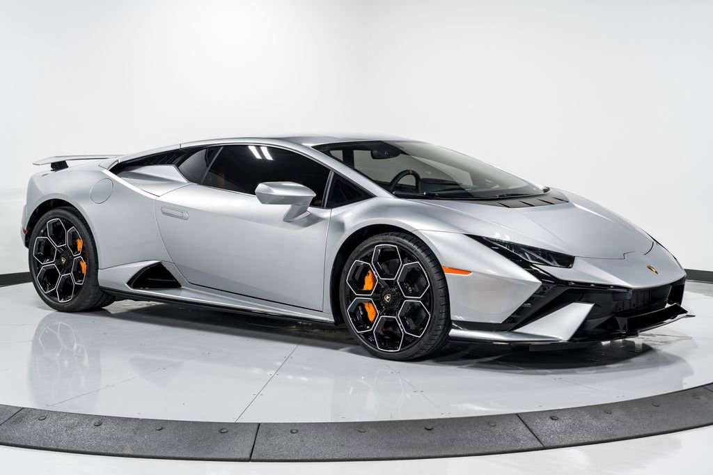 Used 2023 Lamborghini Huracan Tecnica RWD image 39