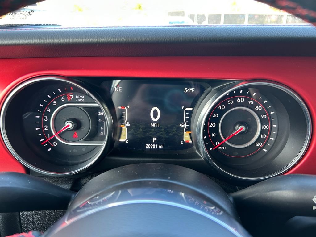 Used 2021 Jeep Gladiator Rubicon image 16