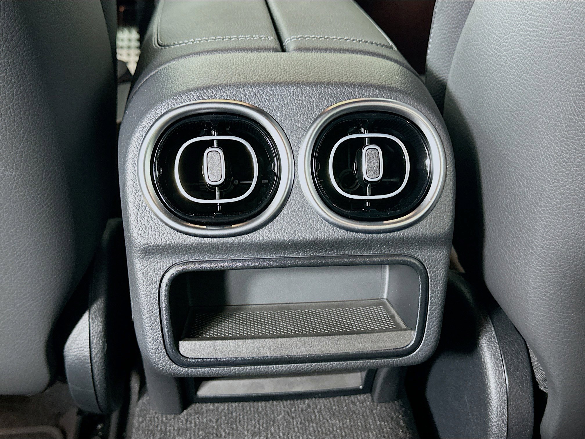 Certified 2025 Mercedes-Benz C 300 4MATIC Sedan image 33