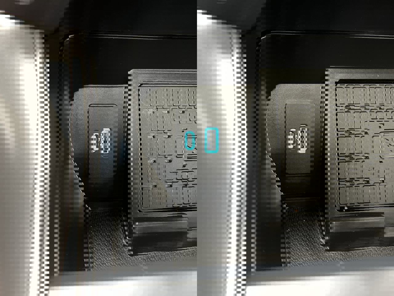 Certified 2024 Ford F150 XLT w/ Equipment Group 303A High image 27