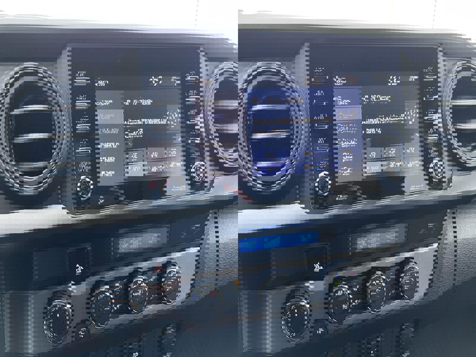 Used 2022 Toyota Tacoma SR image 26