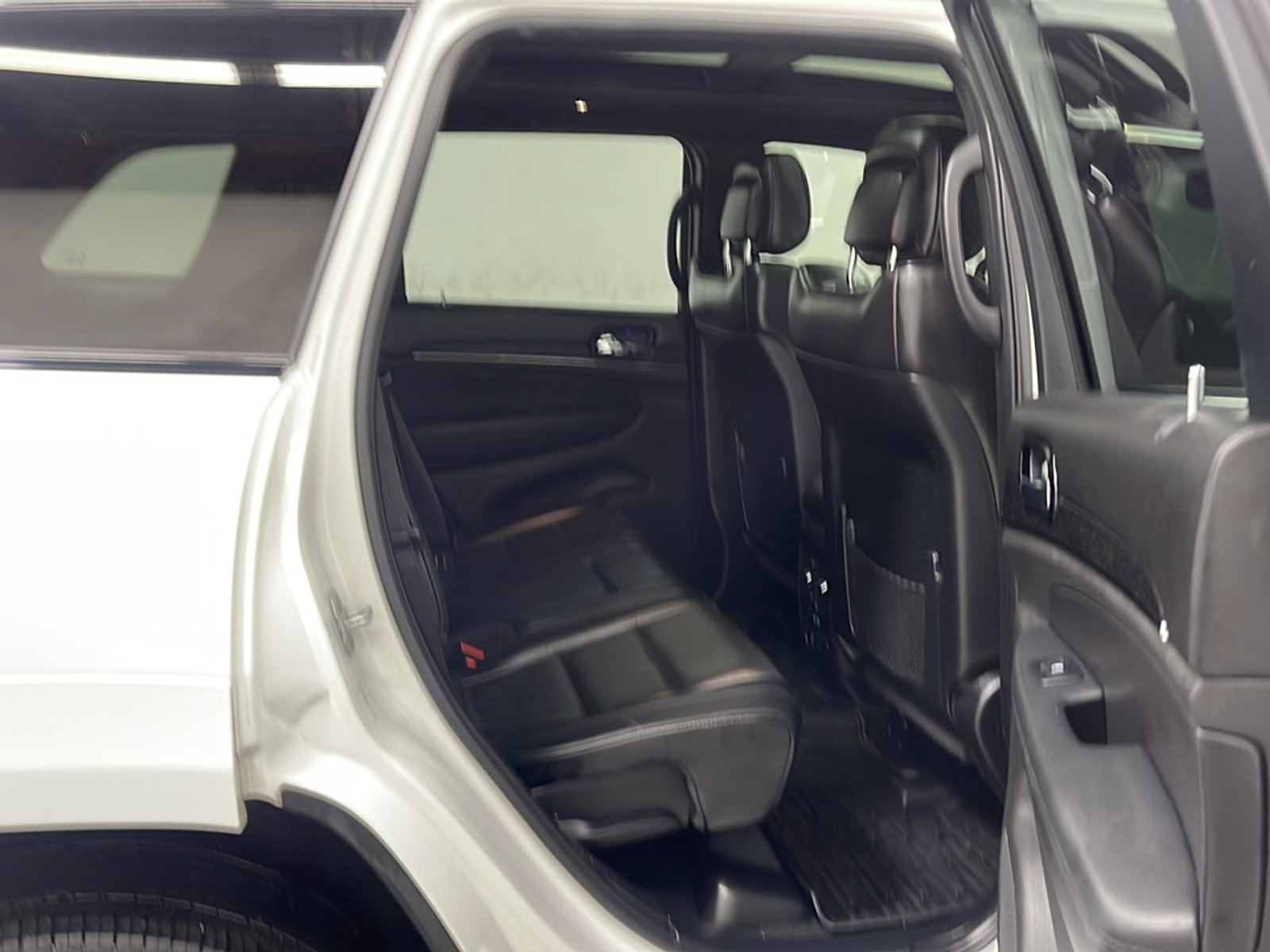 Used 2019 Jeep Grand Cherokee High Altitude AWD/4WD image 20
