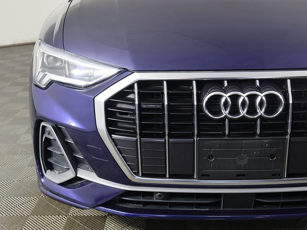 Used 2023 Audi Q3 2.0T Premium w/ Convenience Package image 12