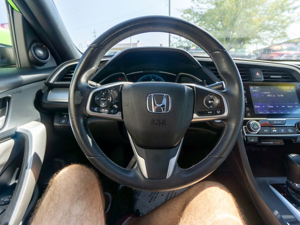 Used 2017 Honda Civic Touring image 19