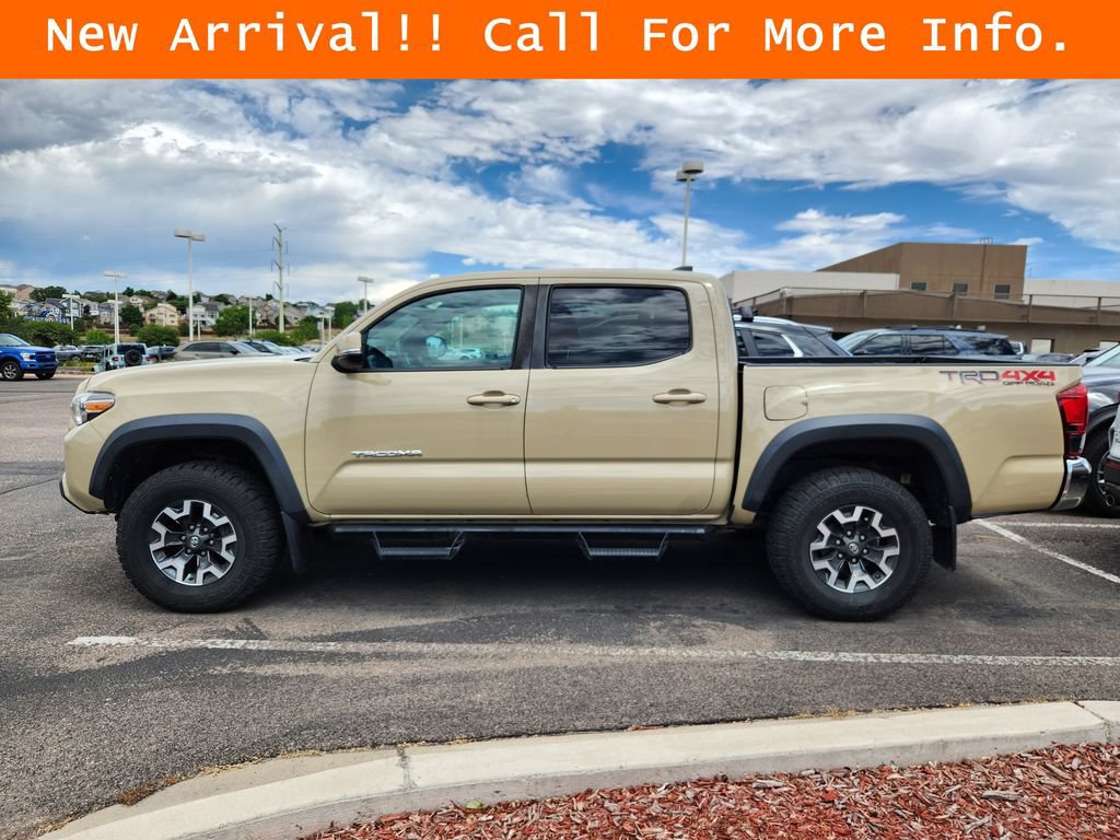 Used 2019 Toyota Tacoma TRD Off-Road AWD/4WD image 5