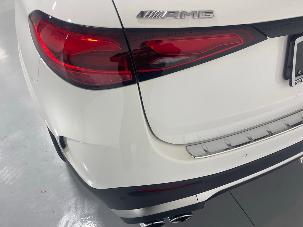 Used 2025 Mercedes-Benz GLC 43 AMG 4MATIC image 13