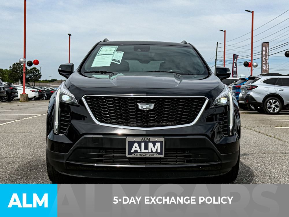 Used 2023 Cadillac XT4 Sport image 3