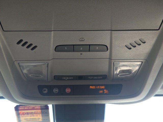 Used 2020 Chevrolet Equinox LT FWD image 29