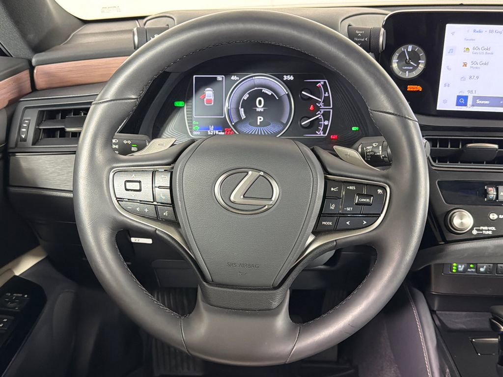 Used 2025 Lexus ES 300h w/ Premium Package image 25