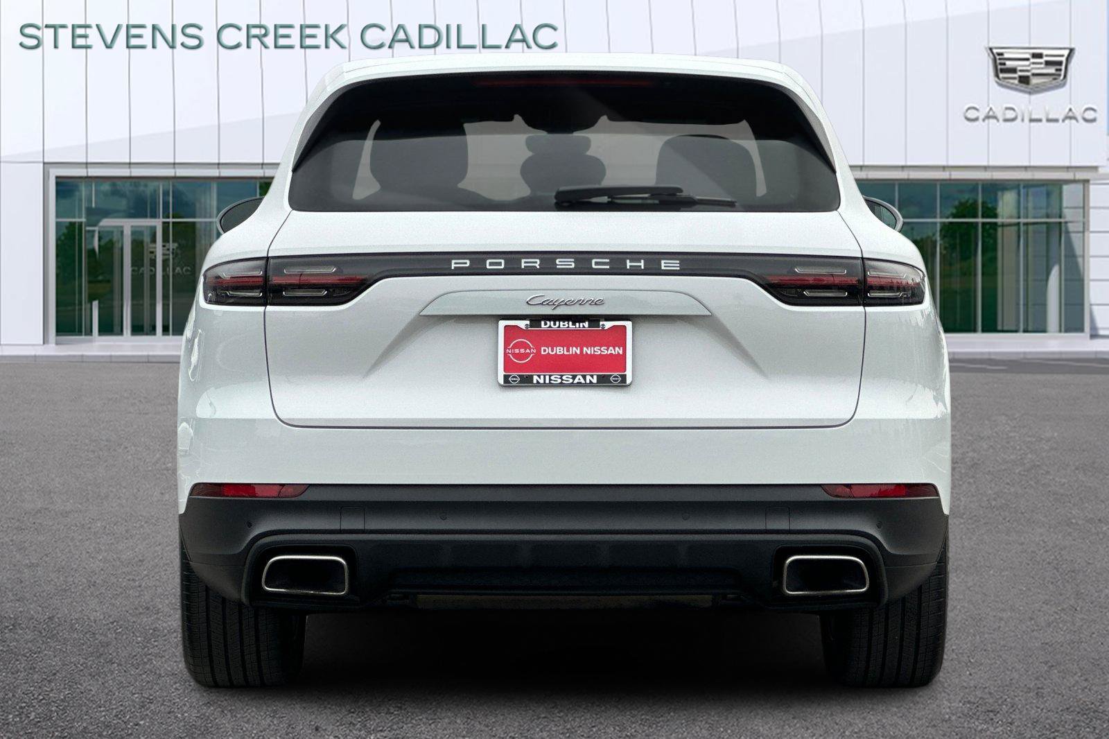 Used 2023 Porsche Cayenne AWD/4WD image 4