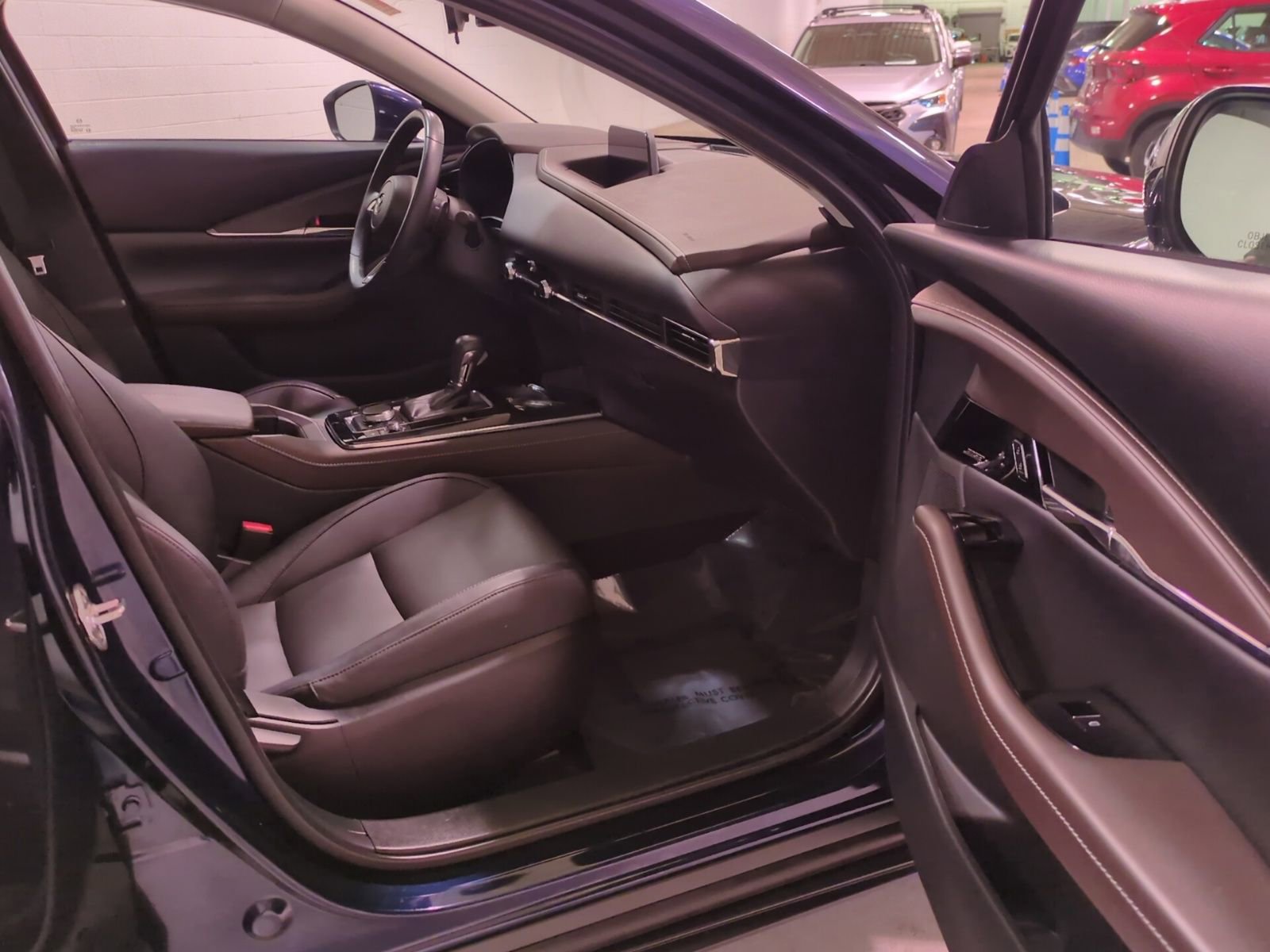 Used 2024 MAZDA CX-30 AWD 2.5 S w/ Premium Package image 9