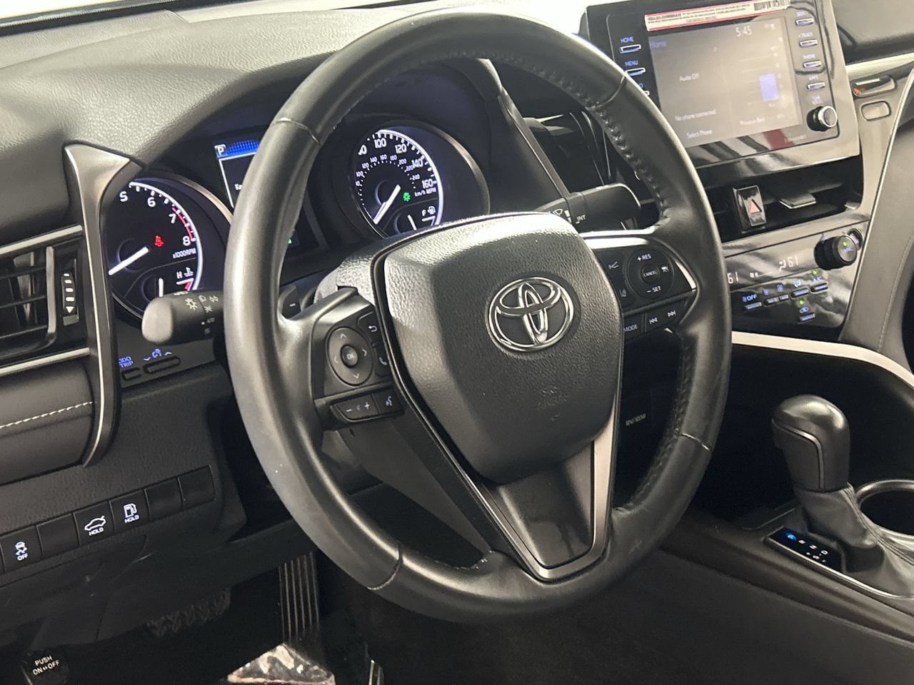 Used 2024 Toyota Camry SE w/ Convenience Package FWD image 15
