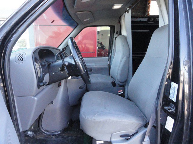 Used 1999 Ford E-250 and Econoline 250 A-TEAM VAN image 9