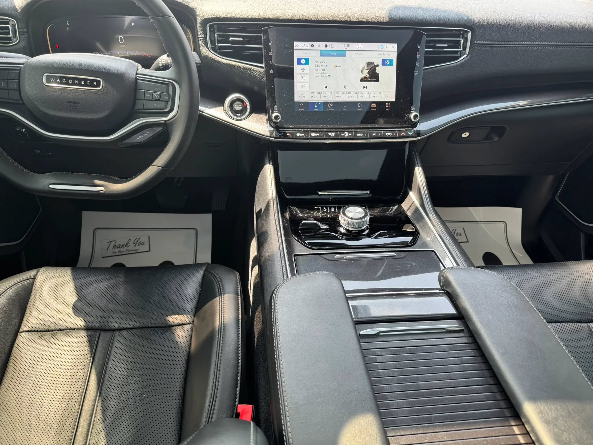 Used 2023 Jeep Wagoneer 4WD w/ Premium Group I image 8