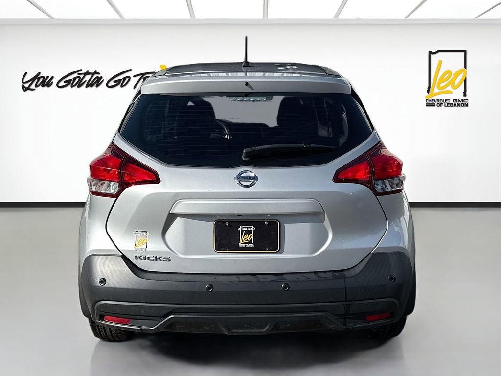 Used 2020 Nissan Kicks S image 5