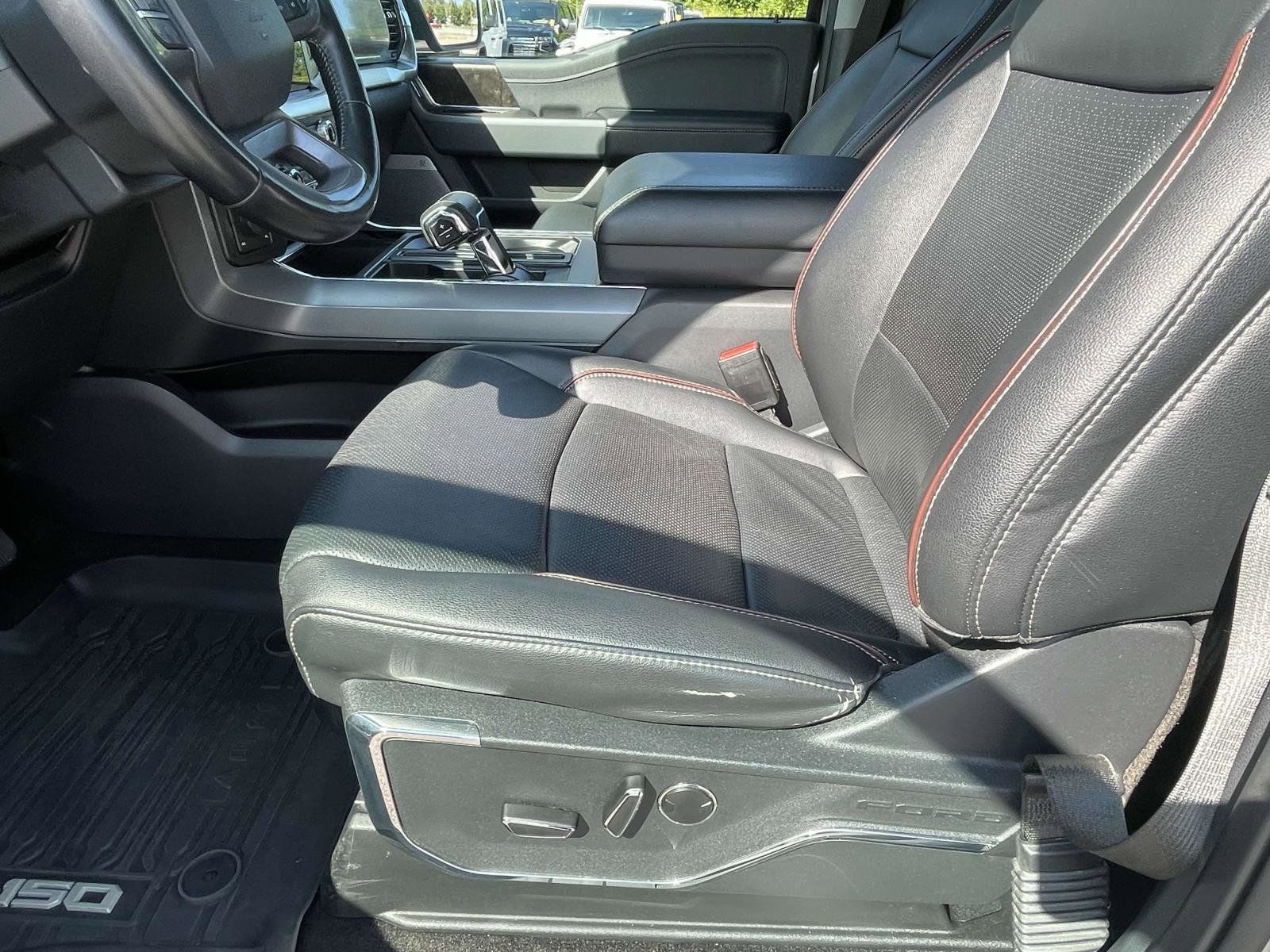 Used 2021 Ford F150 Lariat image 17