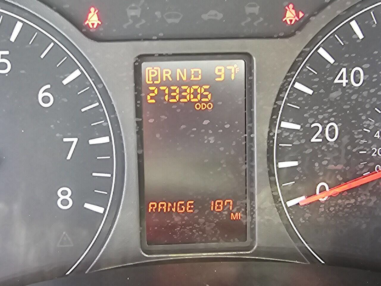 Used 2018 Nissan NV 2500 SV image 15