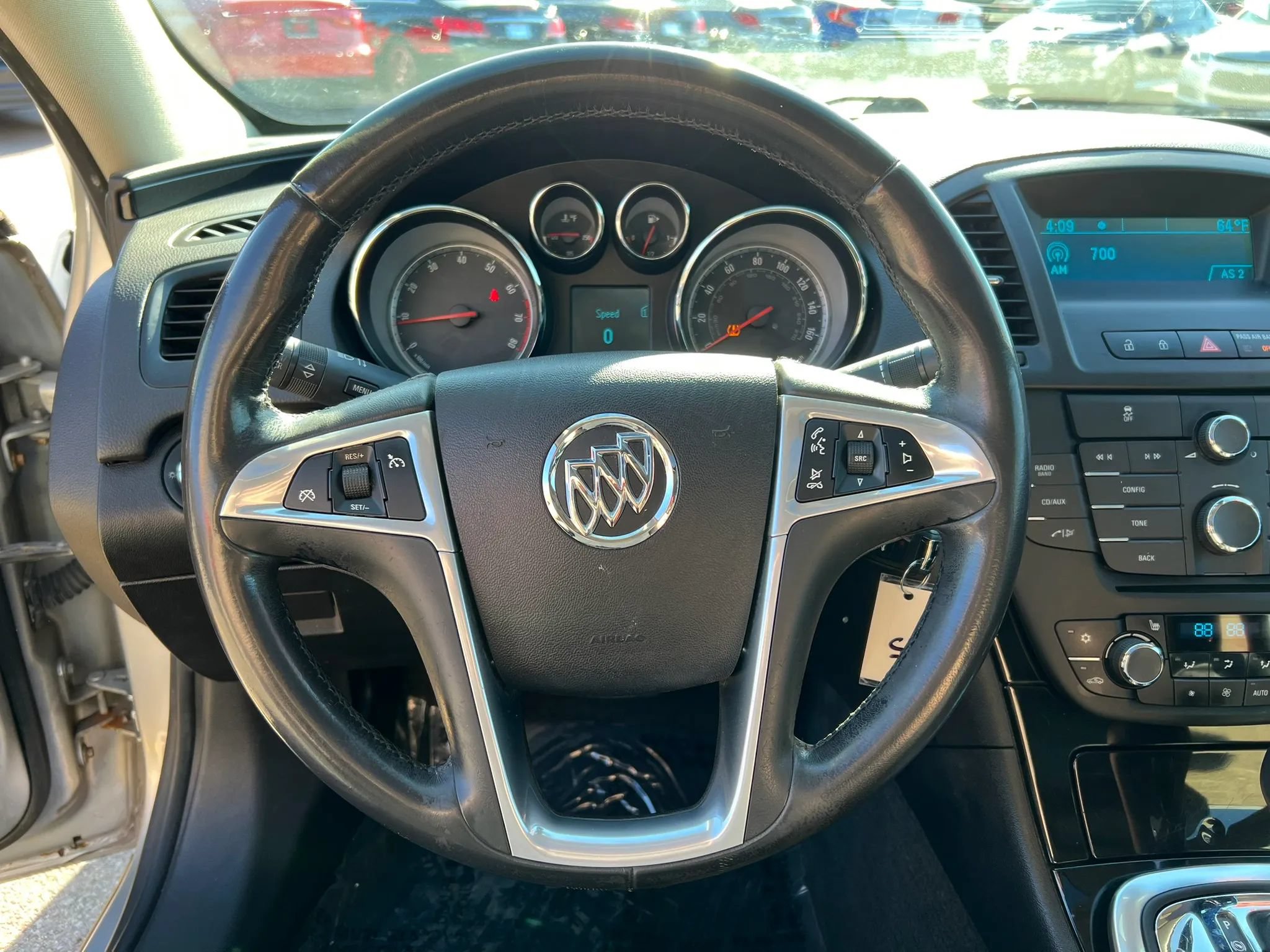 Used 2012 Buick Regal Leather FWD image 11