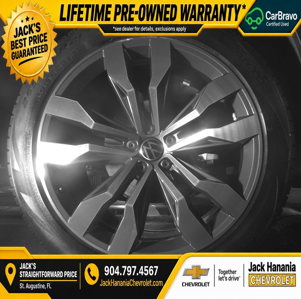 Used 2023 Volkswagen Atlas SEL Premium R-Line AWD/4WD image 25