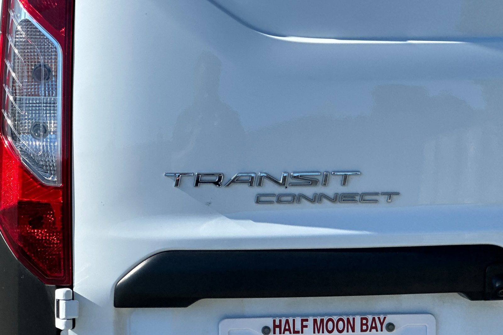 Used 2023 Ford Transit Connect XL image 23