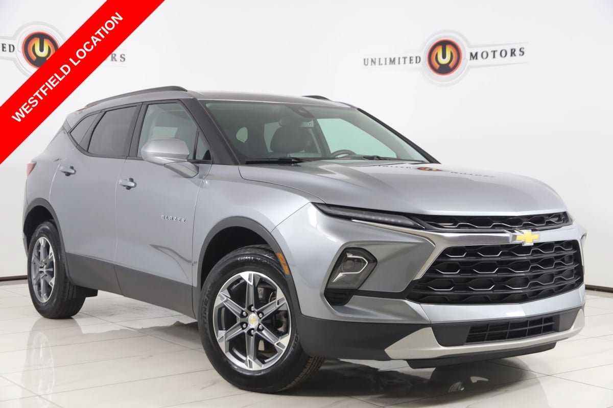 Used 2024 Chevrolet Blazer LT w/ Convenience Package FWD image 1