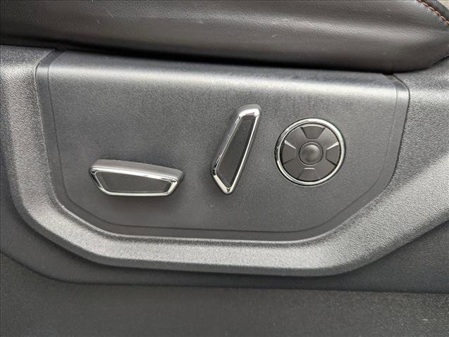 Used 2019 Ford F450 Platinum w/ Platinum Ultimate Package AWD/4WD image 11
