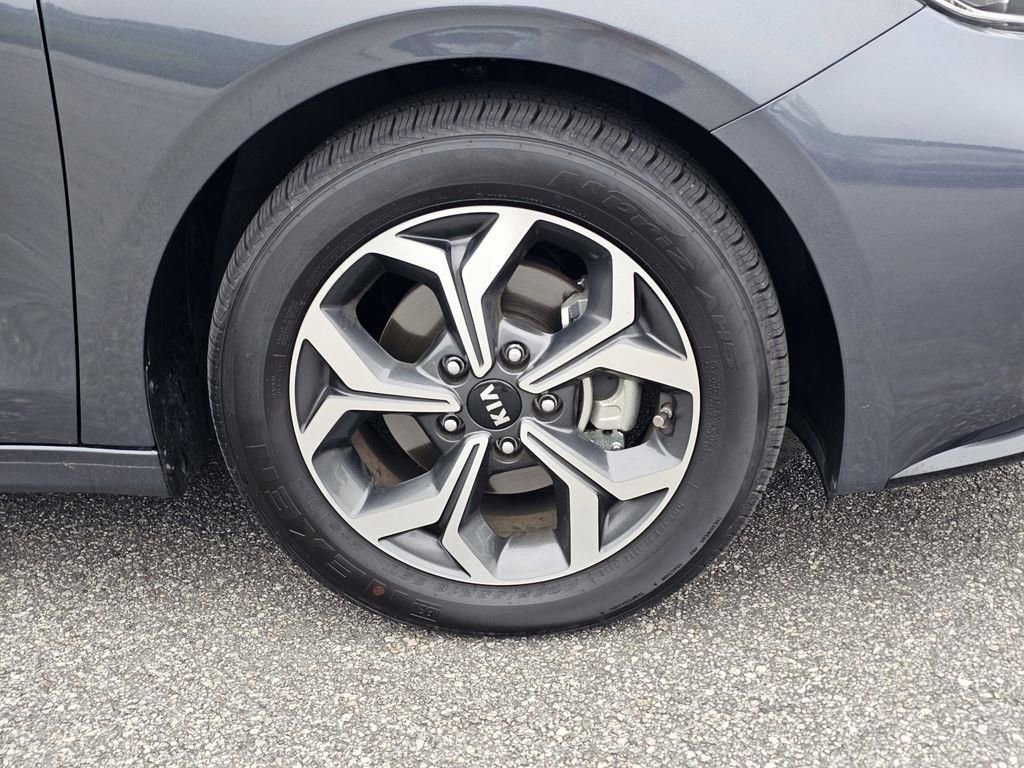 Used 2020 Kia Forte LXS image 6