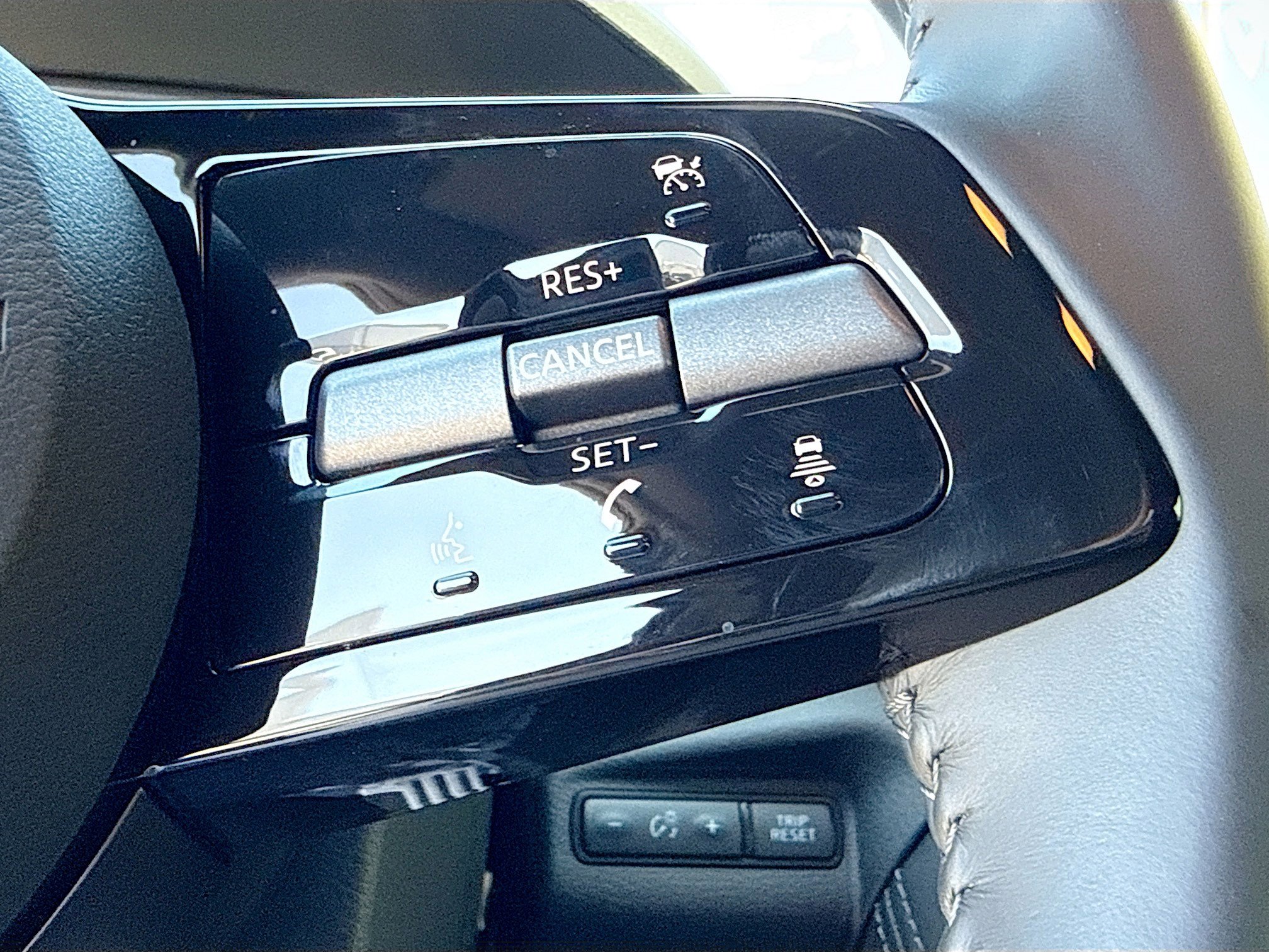 Used 2025 Nissan Z Performance w/ Floor Mat Package image 35