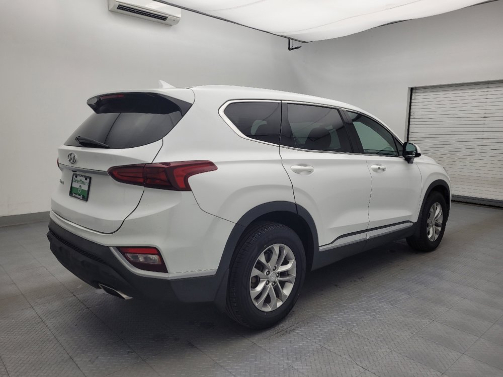 Used 2019 Hyundai Santa Fe SEL FWD image 9